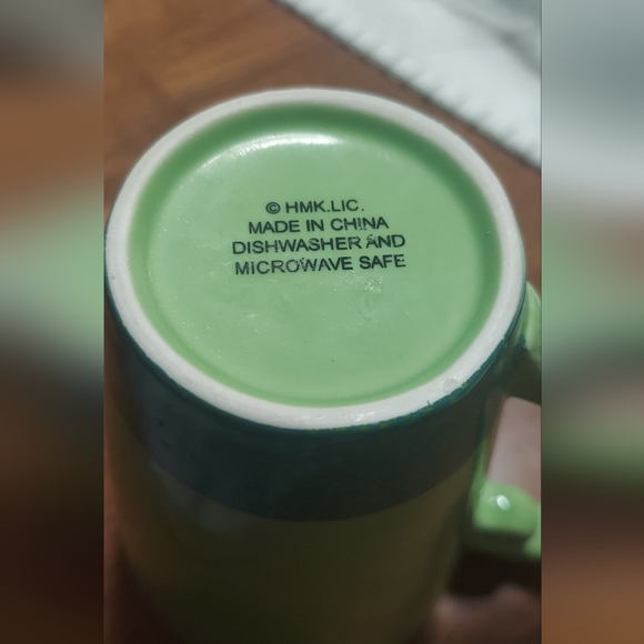 Christmas mug...all i want for Christmas is peace on earth and really cute shoes - Picture 3 of 3